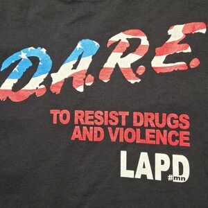 Vintage D.A.R.E. LAPD T-Shirt USA Flag Logo Hanes Authentic-T Men's L Black